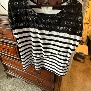 Faded Glory Black and White Striped Blouse with Lace Bodice Size XL